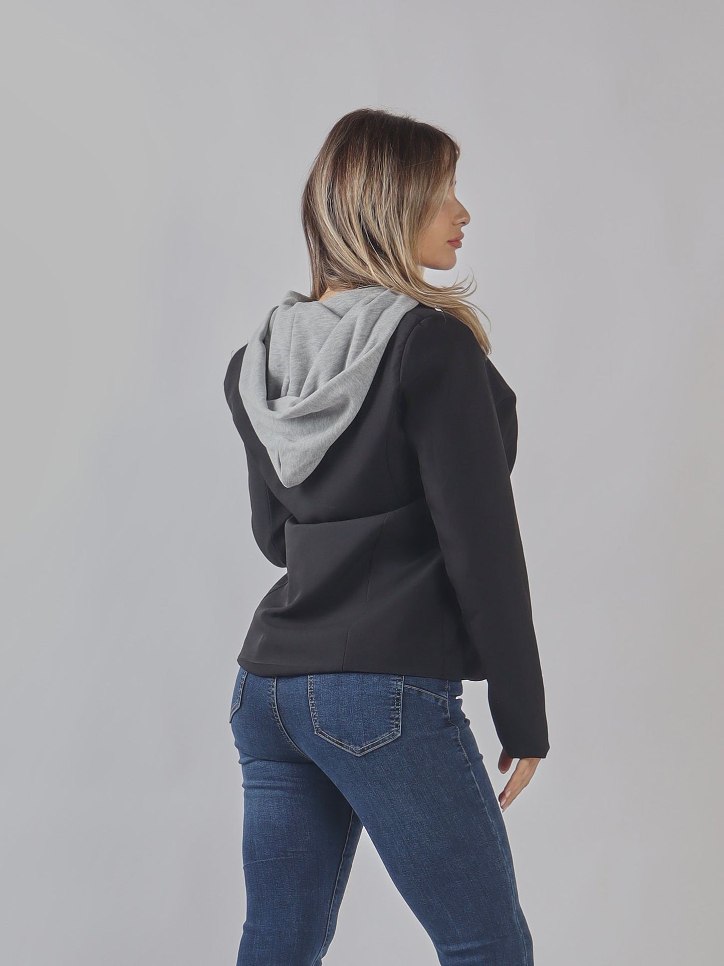 BLAZER CON CAPPUCCIO IN LAYER