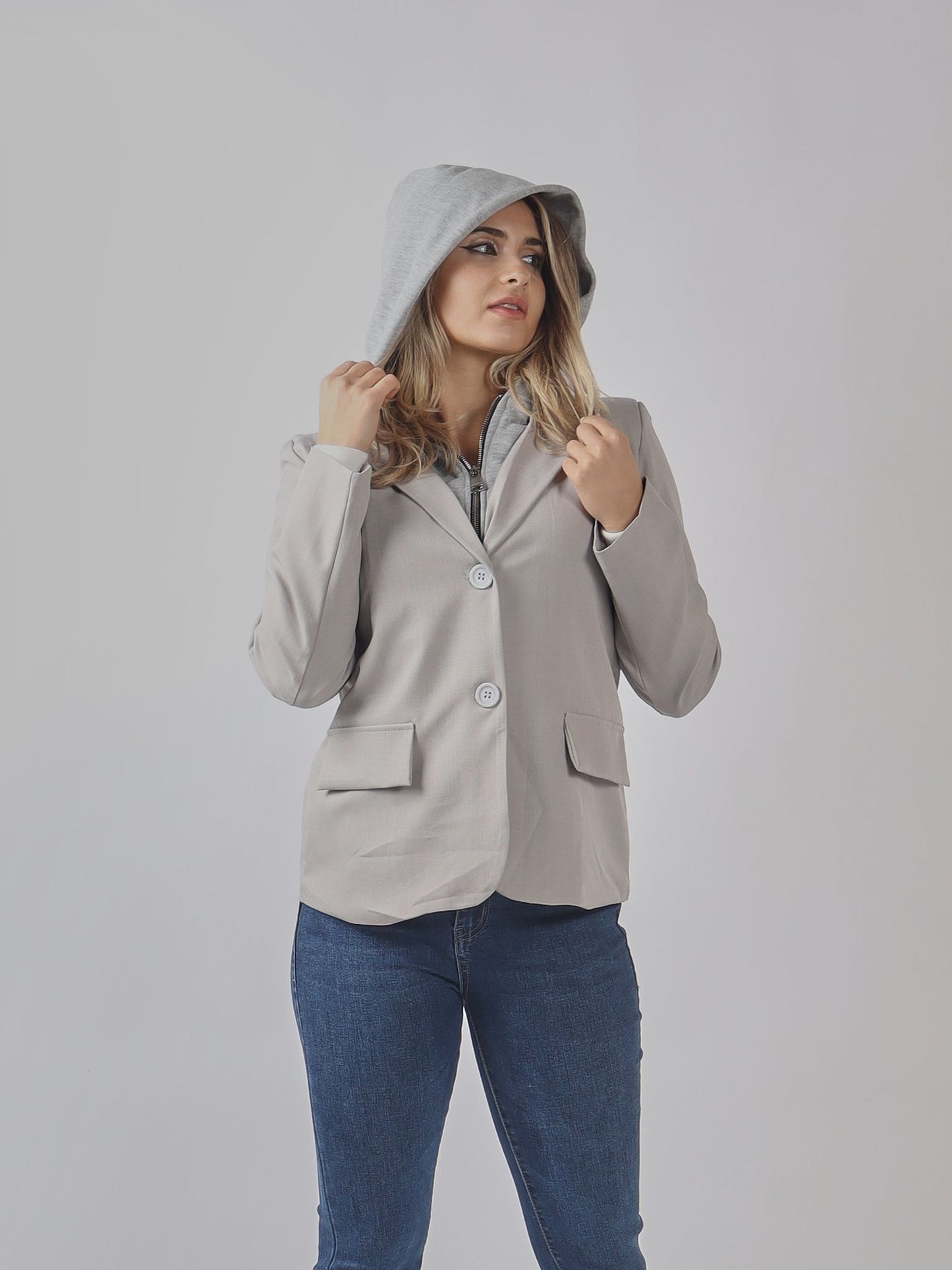 BLAZER CON CAPPUCCIO IN LAYER