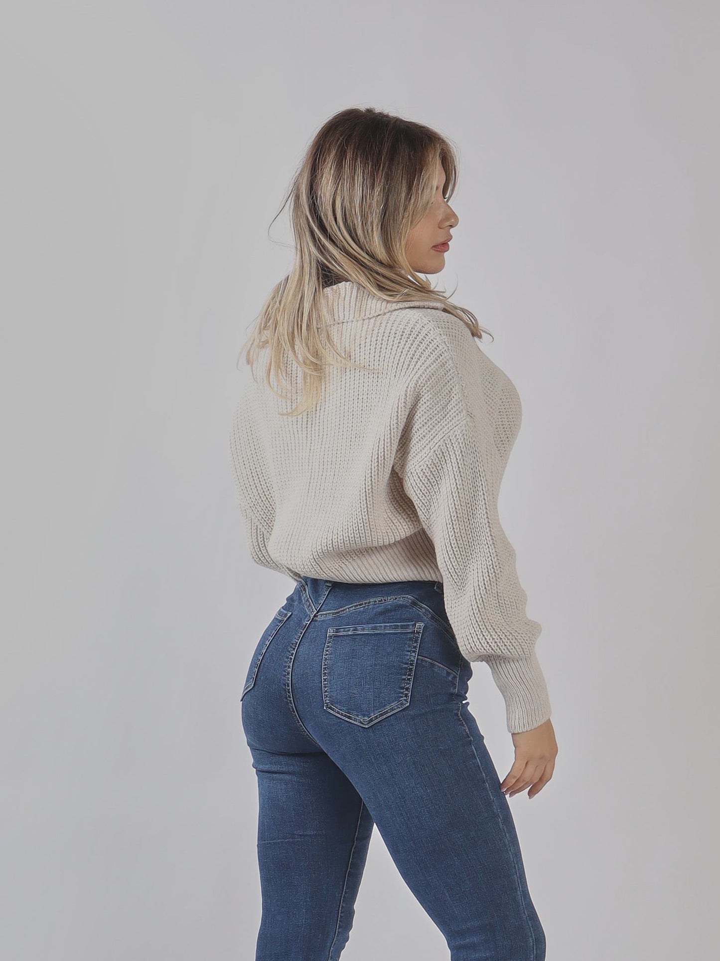 Maglione cropped a coste