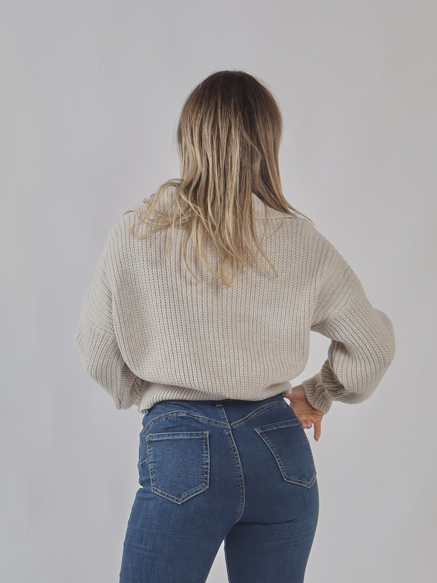 Maglione cropped a coste