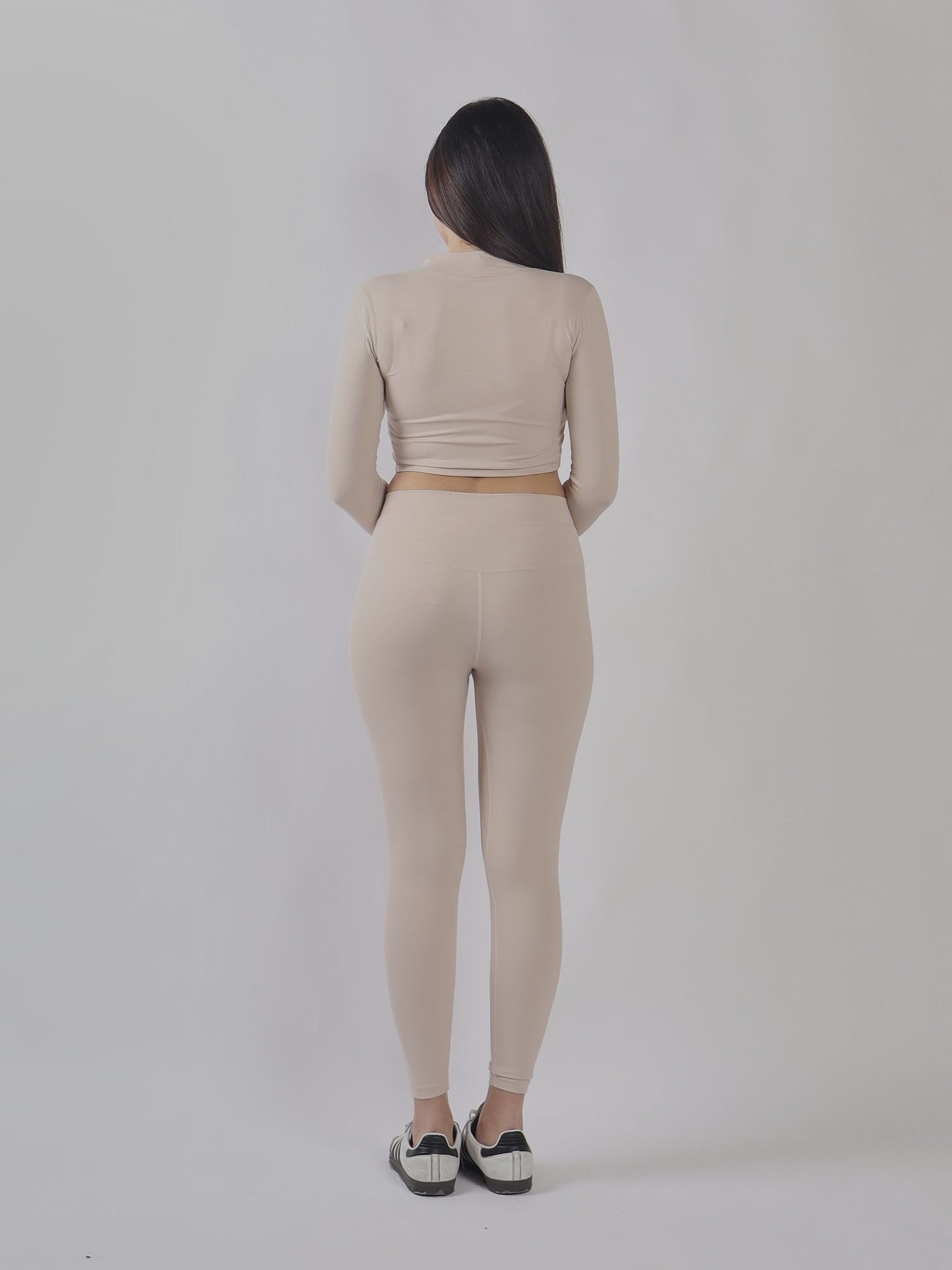 SET SPORTIVO A MANICHE LUNGHE CON ZIP