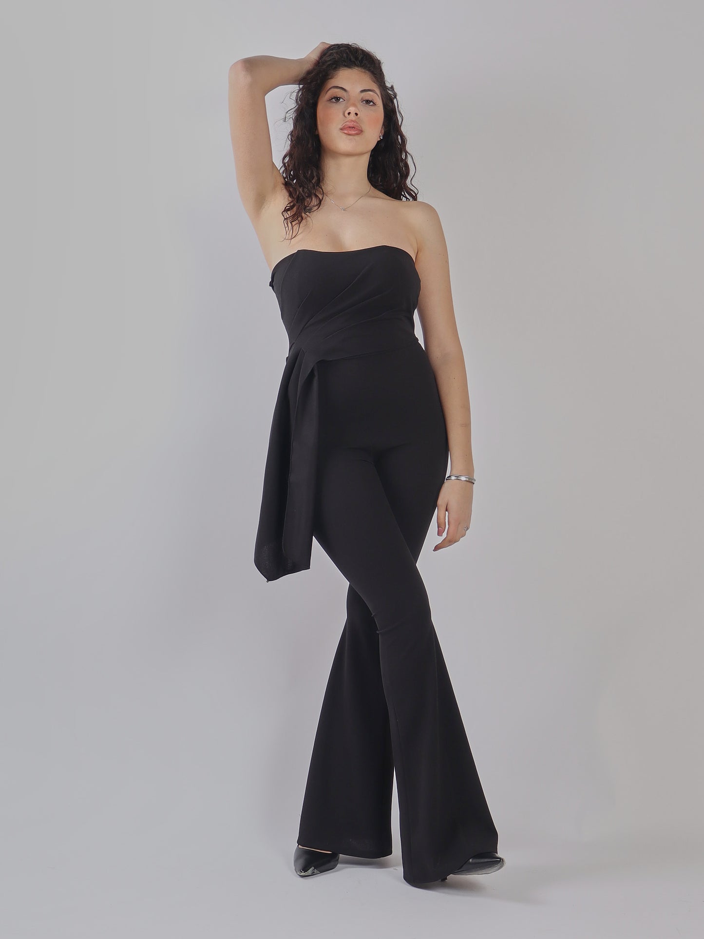 TUTINA ADERENTE CON SCOLLO ELEGANTE