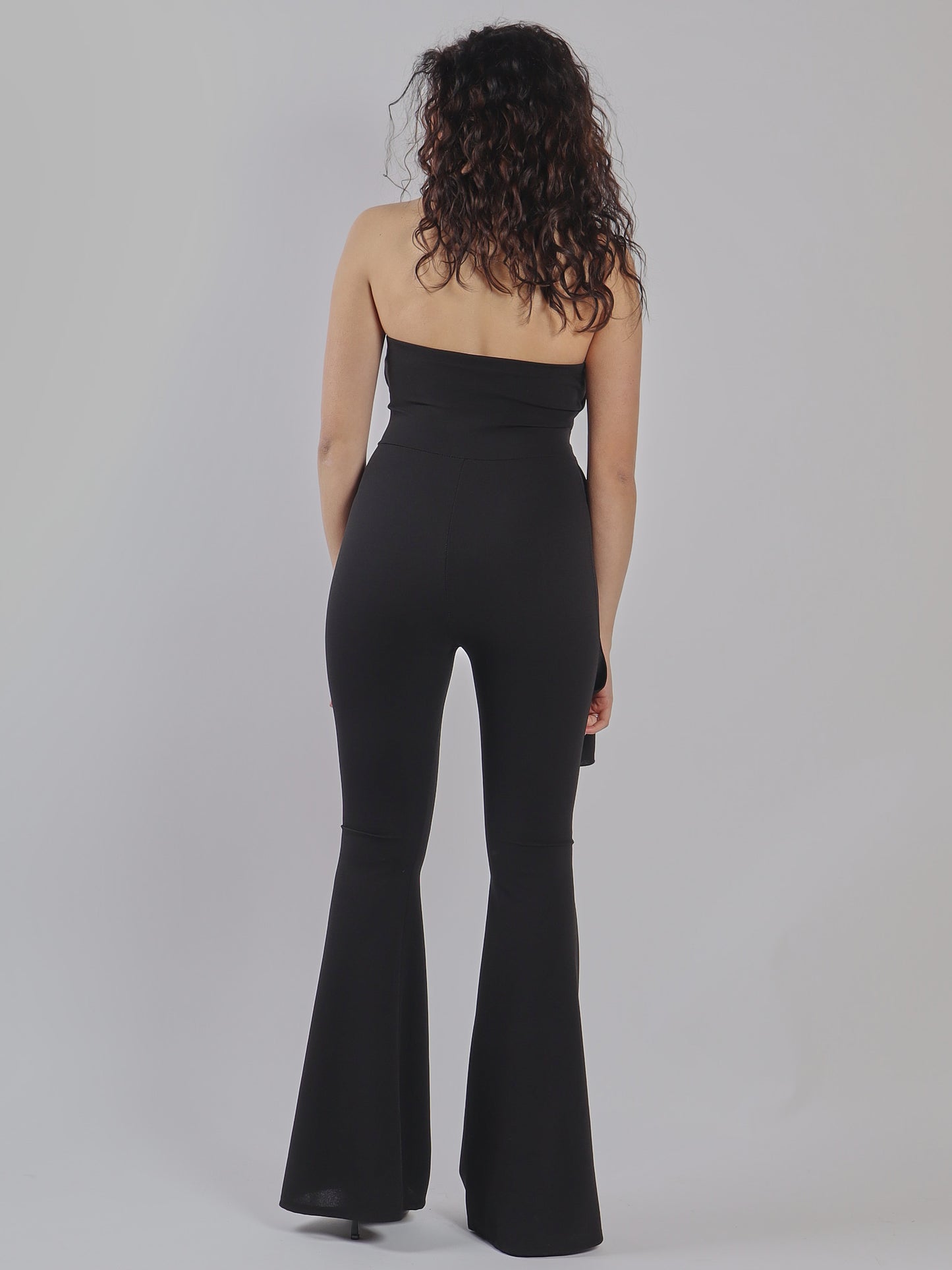 TUTINA ADERENTE CON SCOLLO ELEGANTE