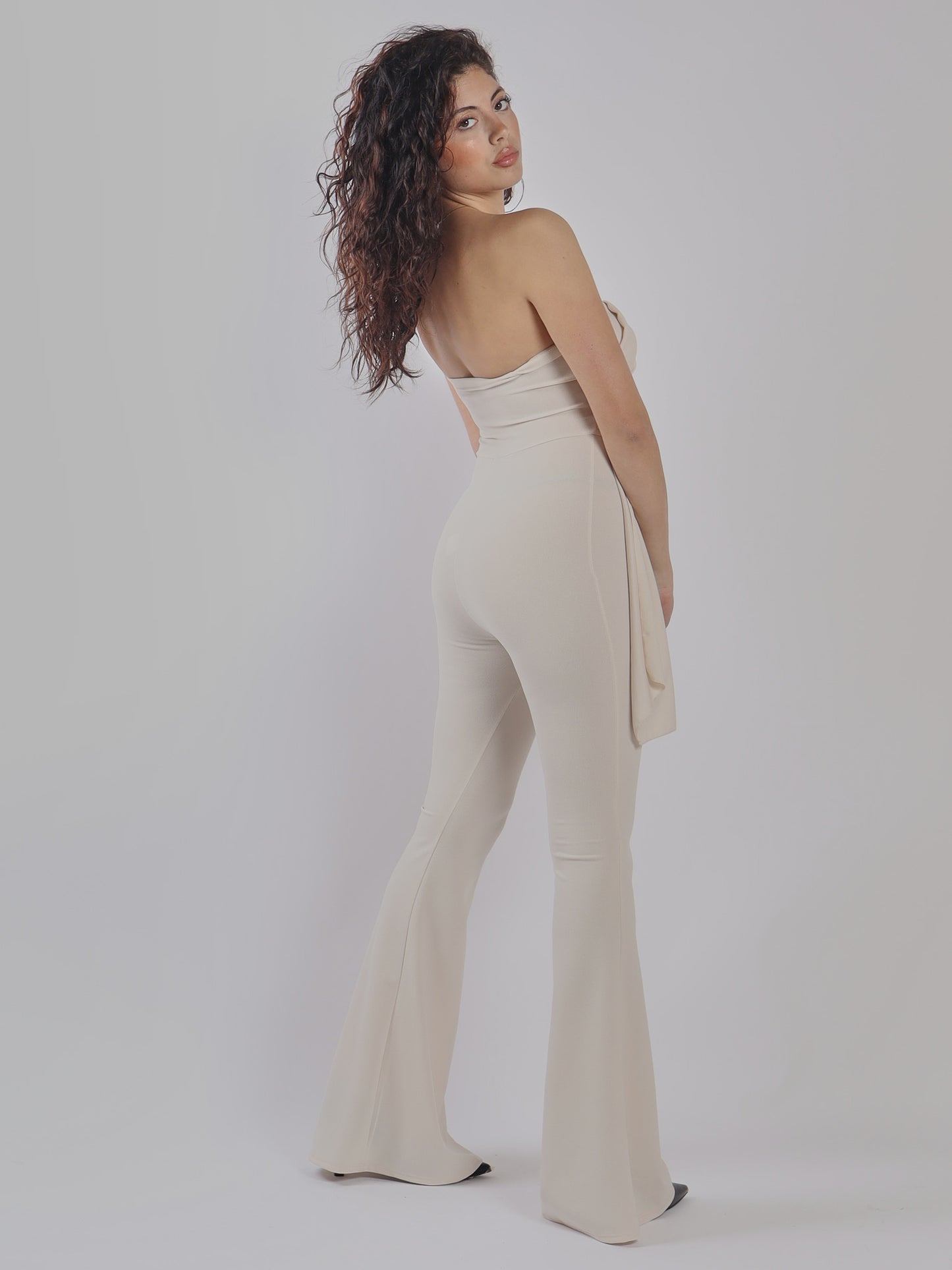 TUTINA ADERENTE CON SCOLLO ELEGANTE