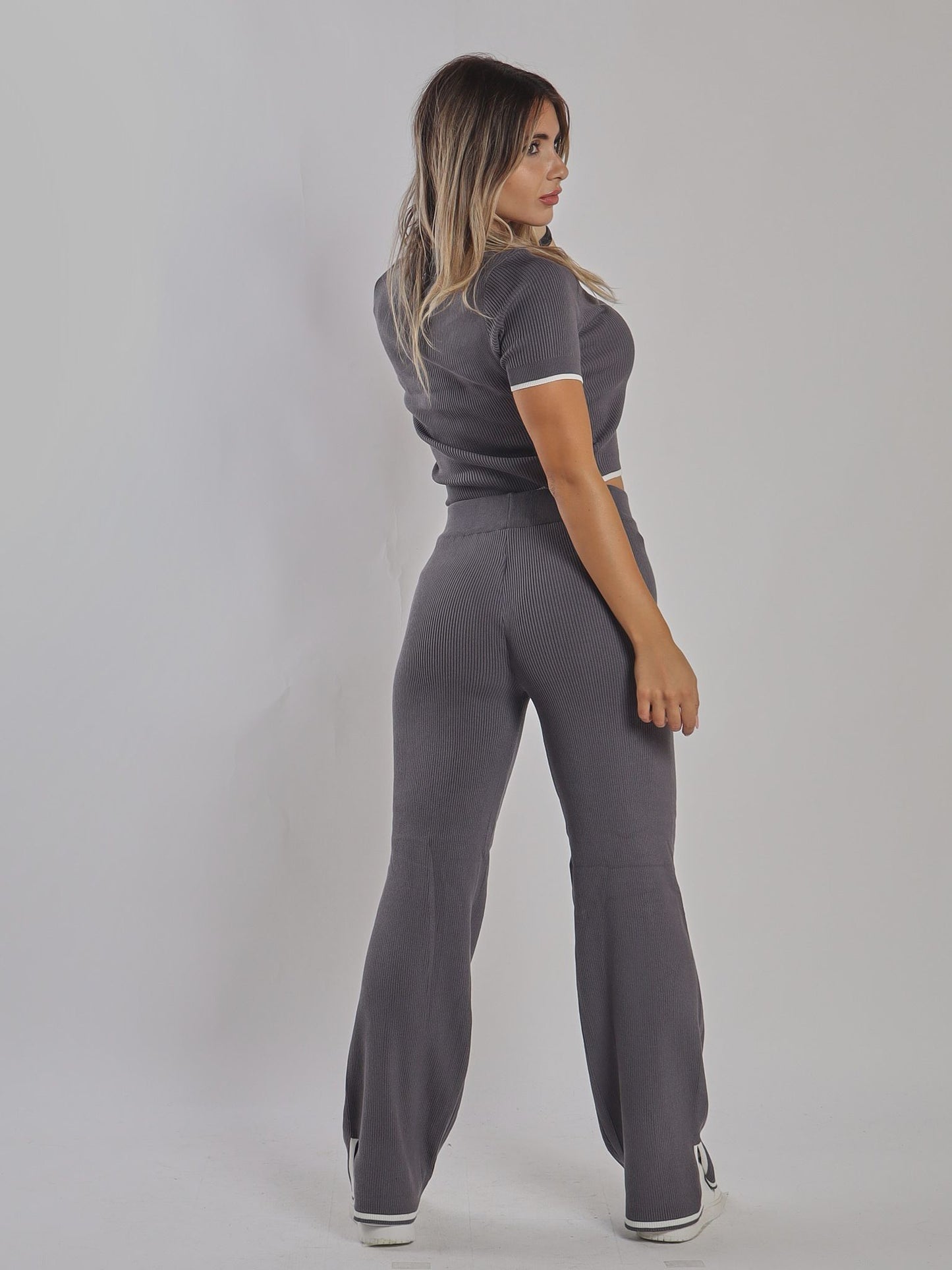 COMPLETO DONNA CON PANTALONE PALAZZO