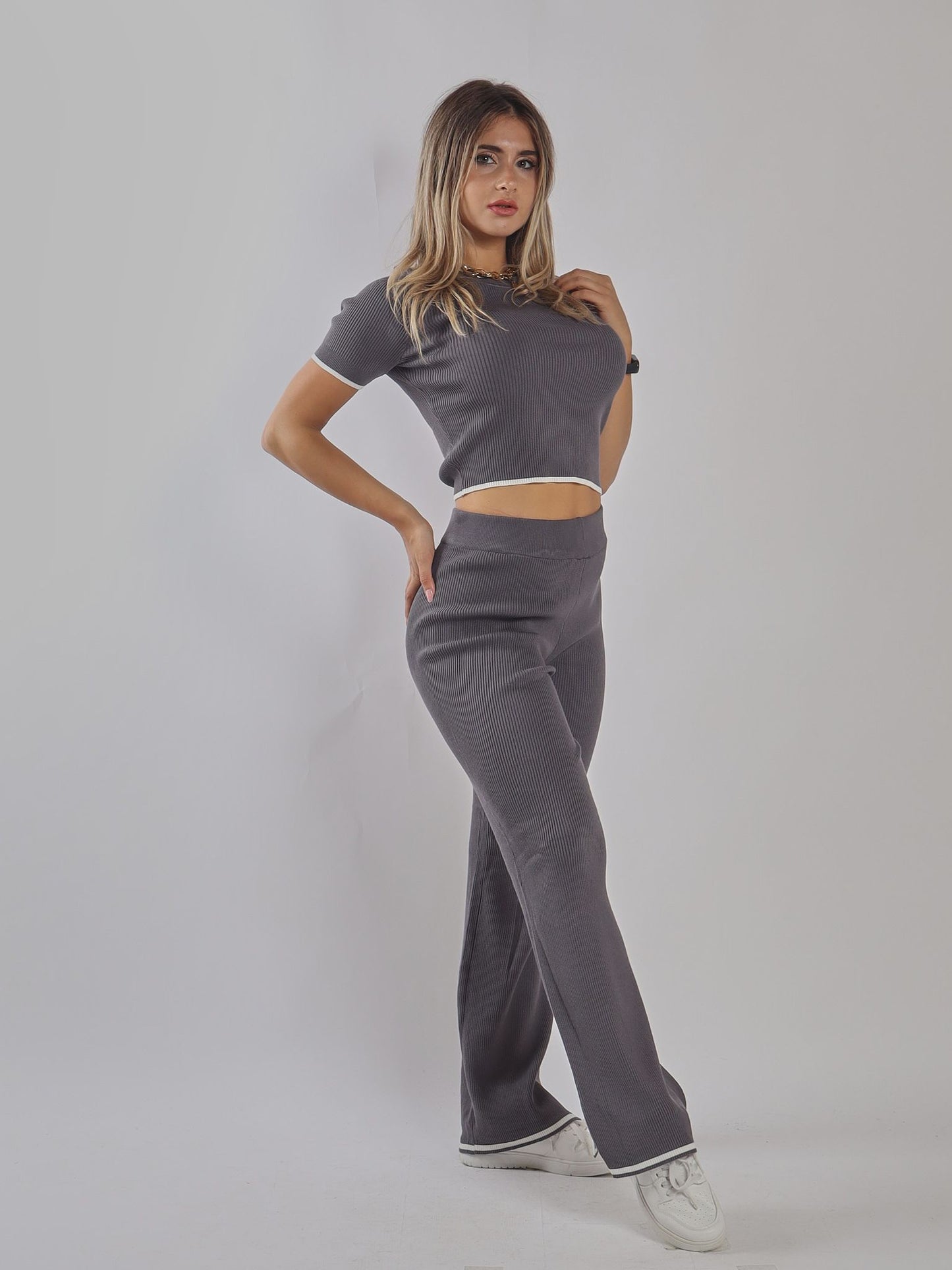 COMPLETO DONNA CON PANTALONE PALAZZO