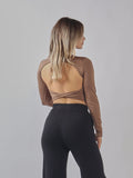 Top a manica lunga con schiena scoperta