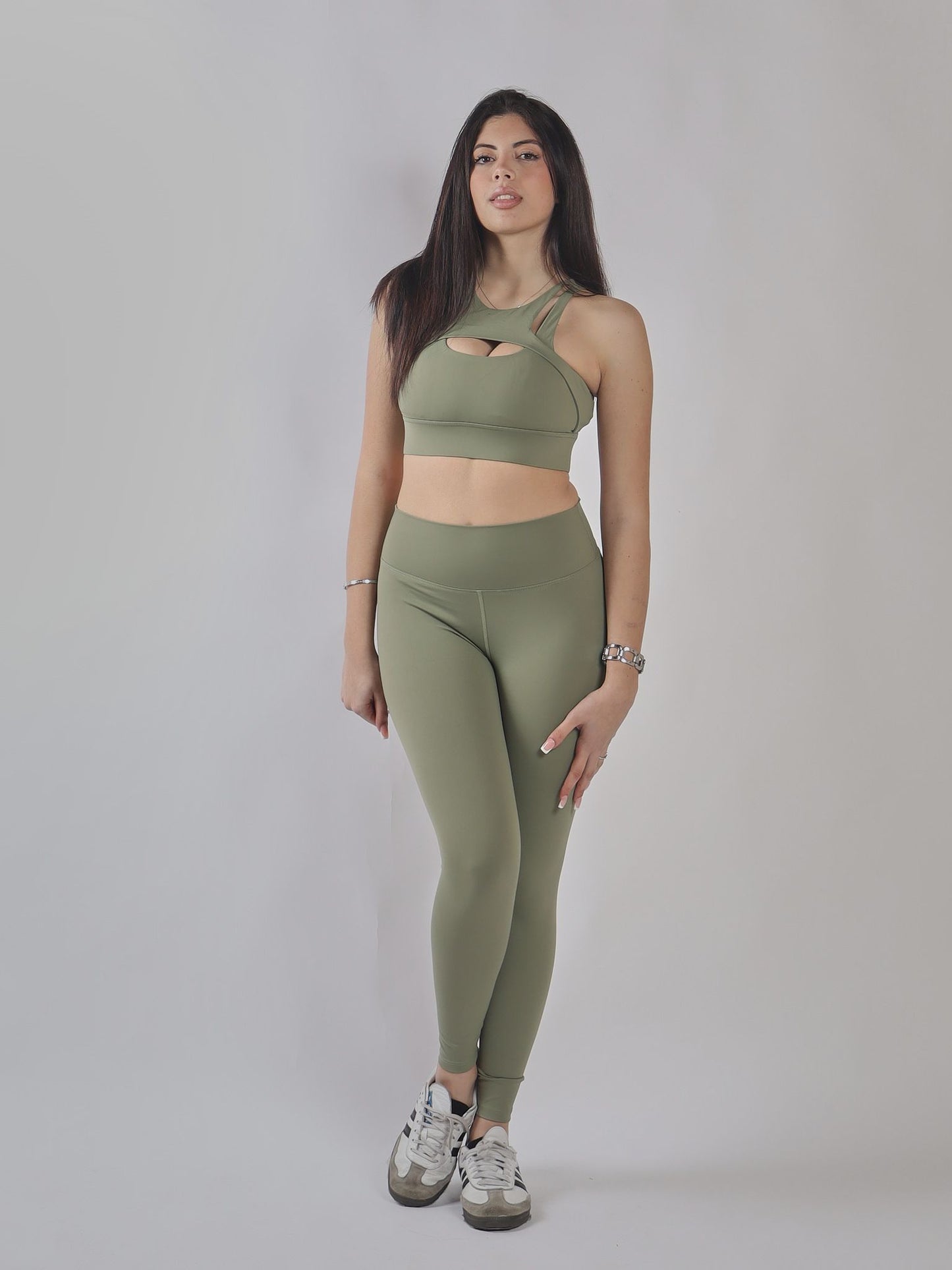 SET ACTIVEWEAR