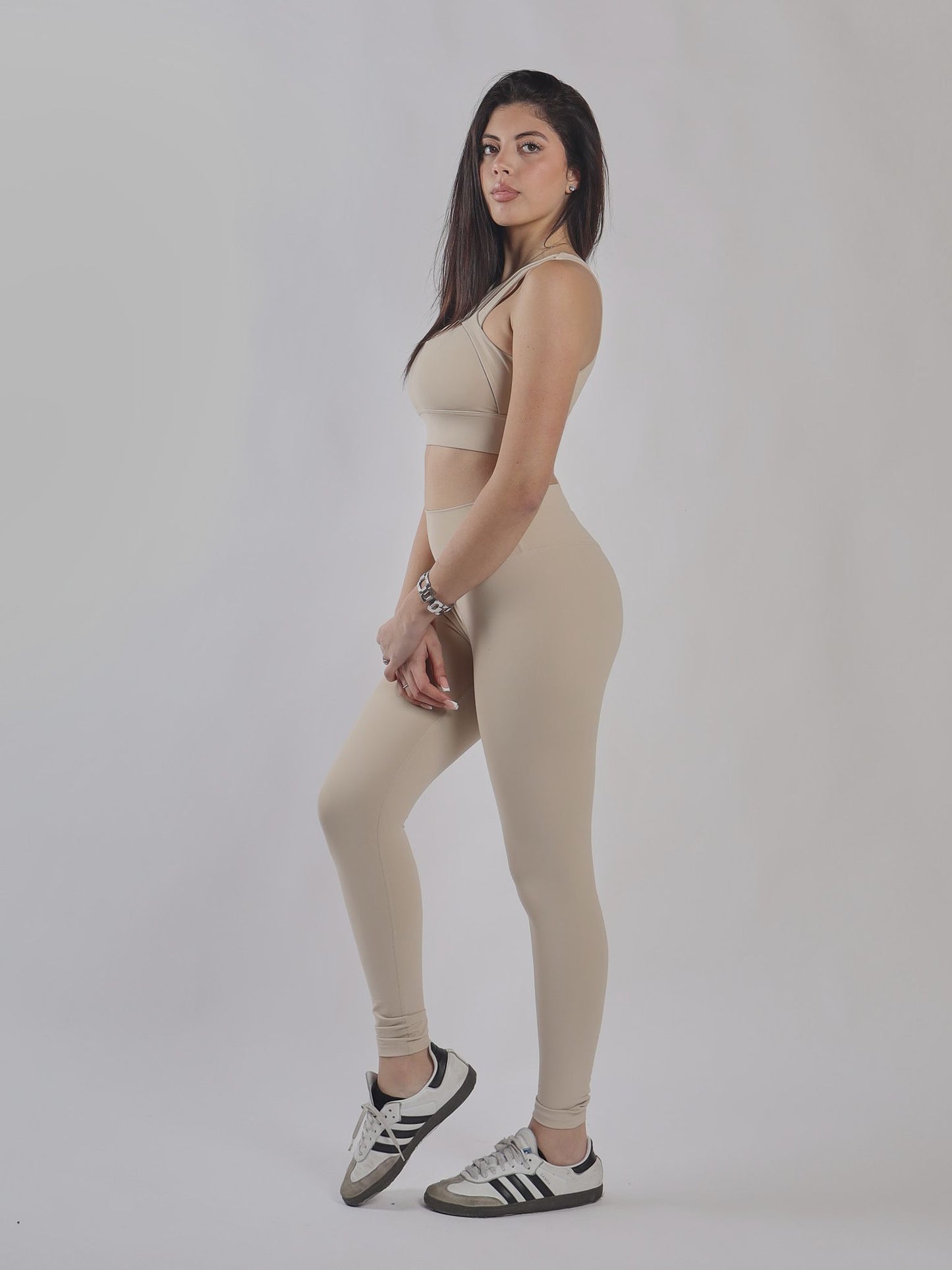 SET ACTIVEWEAR