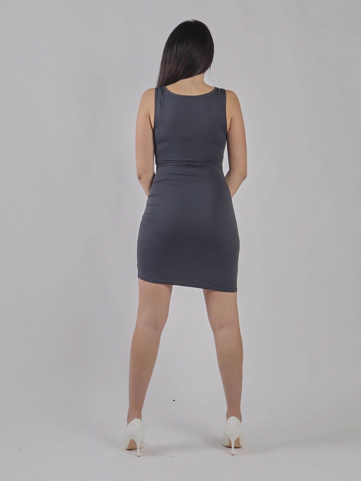 ABITO ADERENTE SENZA MANICHE DONNA