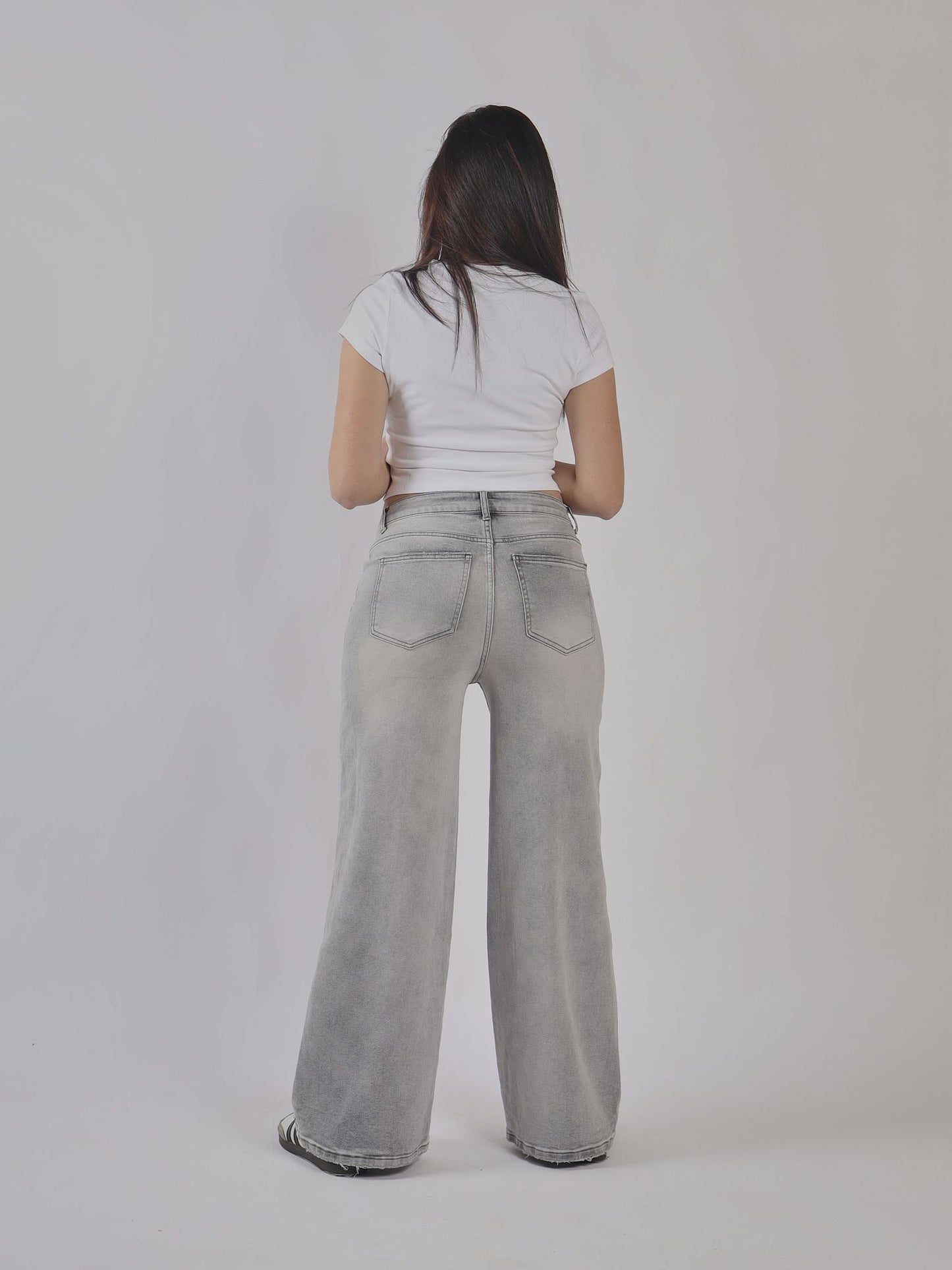 JEANS A GAMBA LARGA