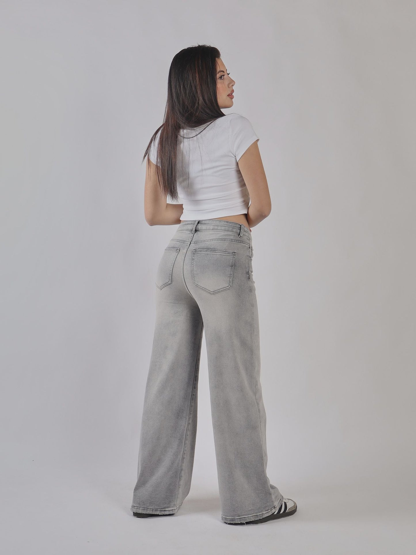 JEANS A GAMBA LARGA
