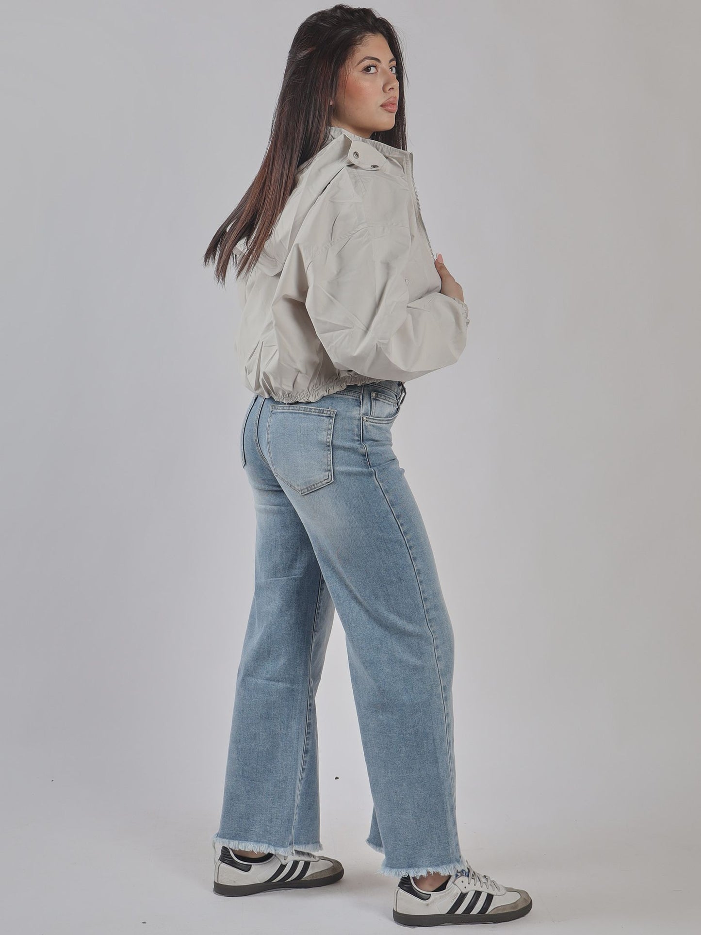 BOMBER CROP ANTIVENTO