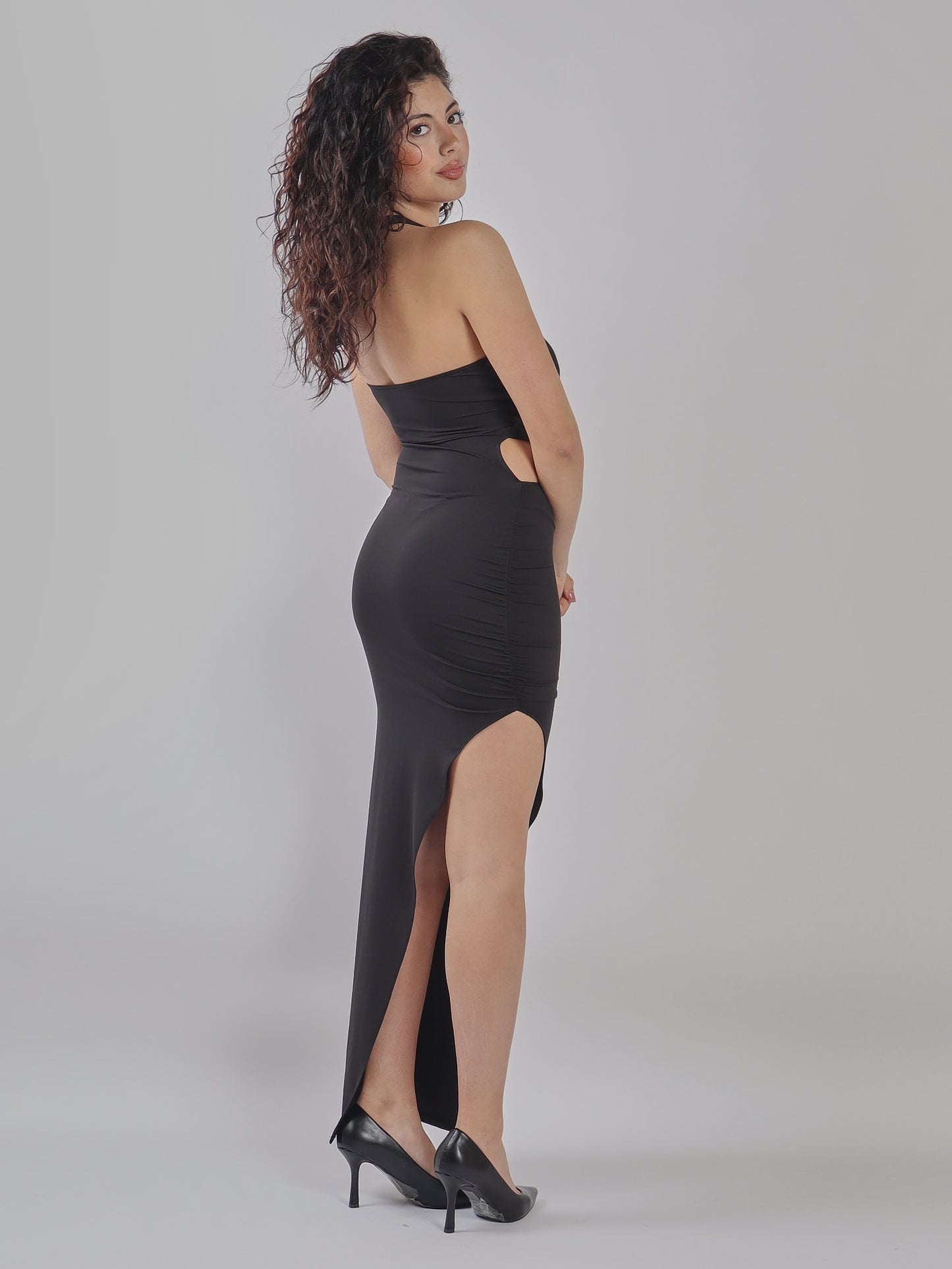 ABITO ELEGANTE CON SCOLLO CUT-OUT
