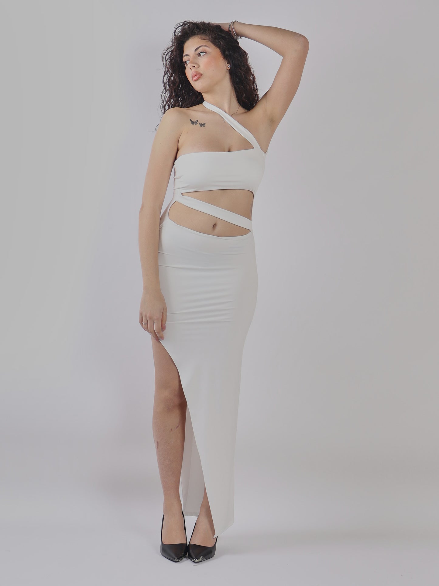 ABITO ELEGANTE CON SCOLLO CUT-OUT