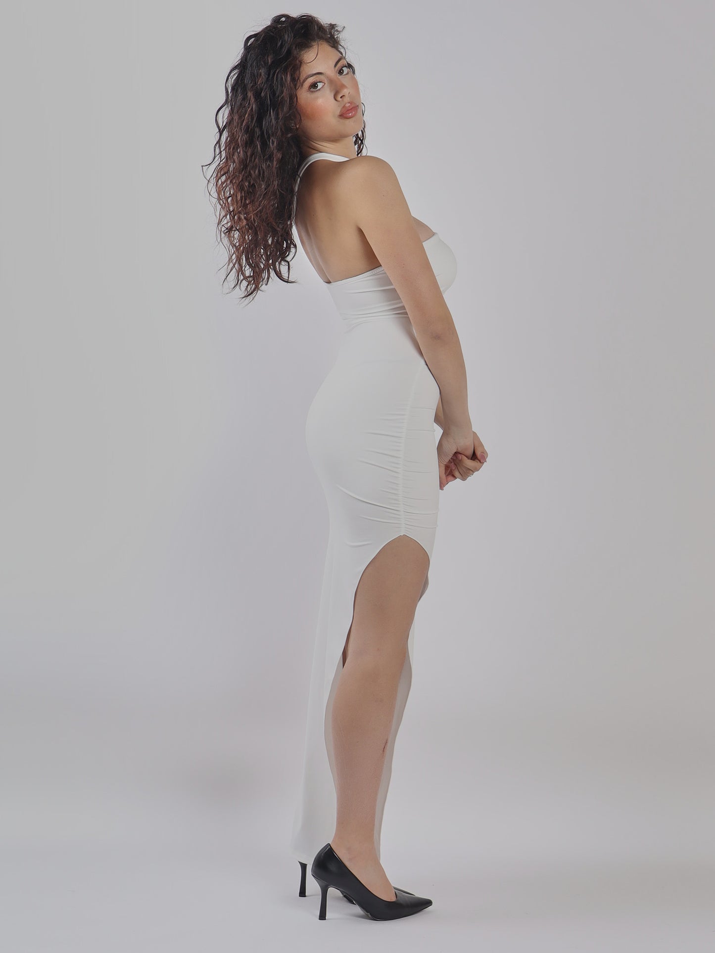 ABITO ELEGANTE CON SCOLLO CUT-OUT