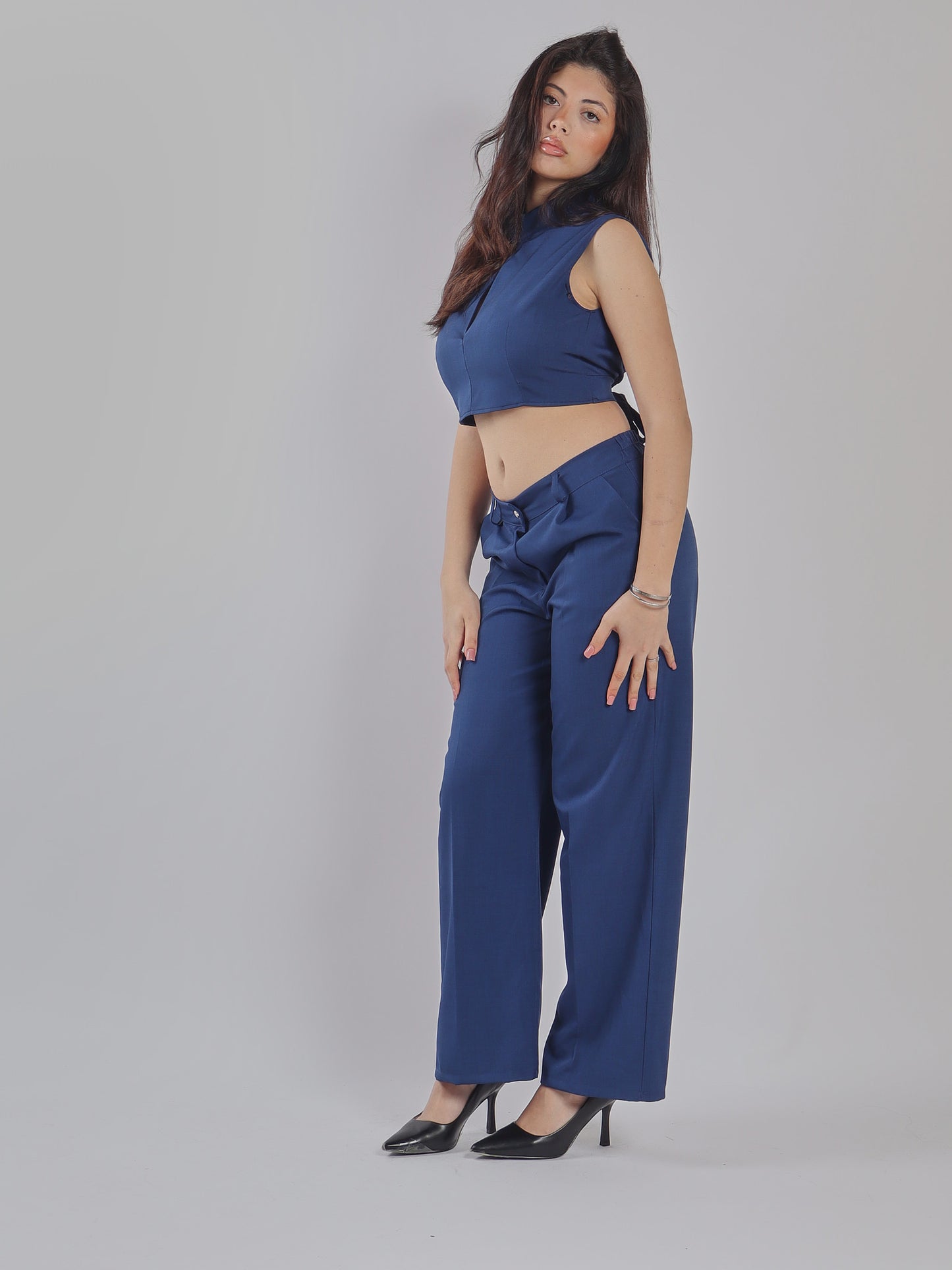 SET COORDINATO ELEGANTE CON TOP E PANTALONE A VITA