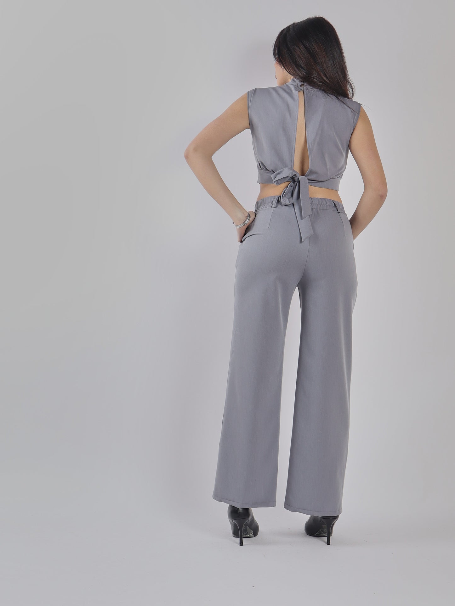 SET COORDINATO ELEGANTE CON TOP E PANTALONE A VITA