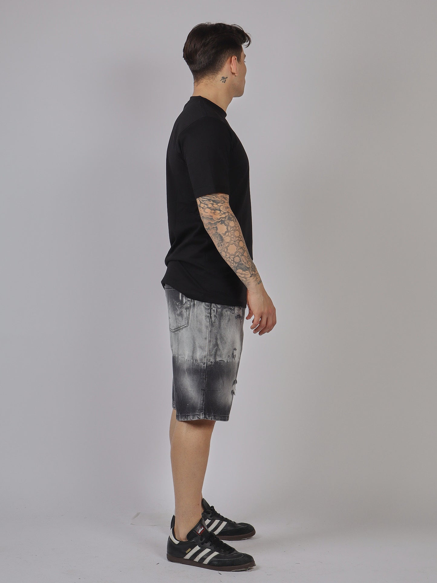 BERMUDA UOMO CON ABRASIONI PE25