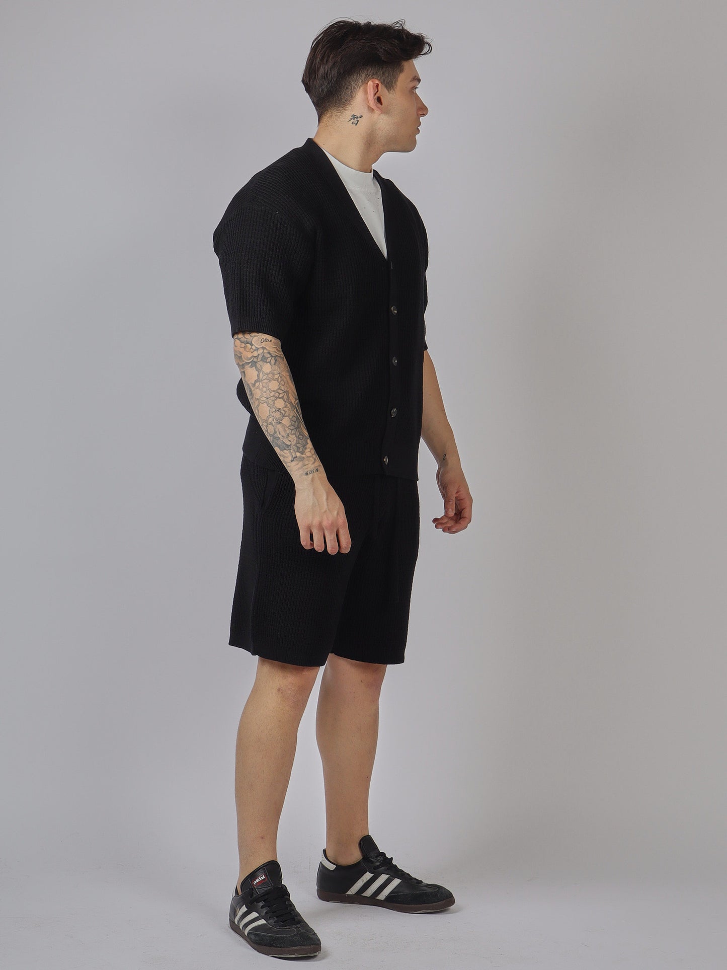SET CARDIGAN IN MAGLIA E SHORTS UOMO
